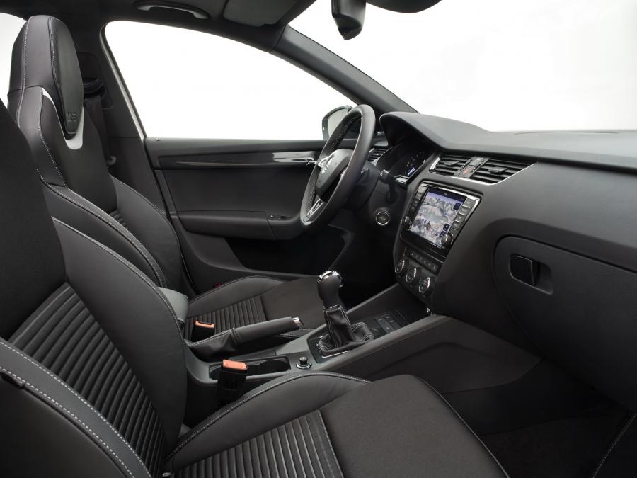  Skoda Octavia RS 2013 года  (фото 23 из 26)